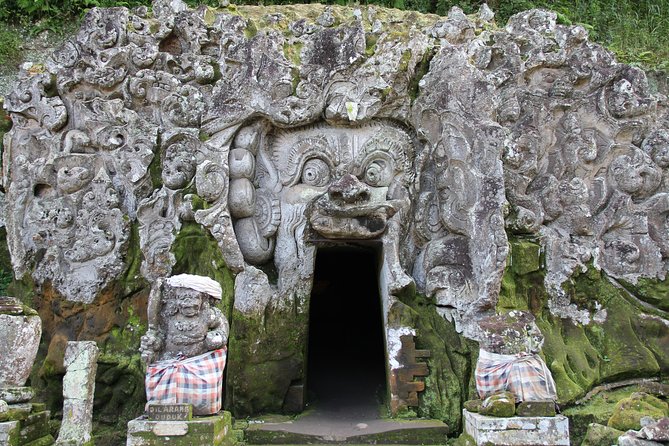 1 DAY Private Car Charter / English and Japanese Drivers / Customization OK / Have fun at your own pace wherever you want! - Starting with hotel pickup in Bali