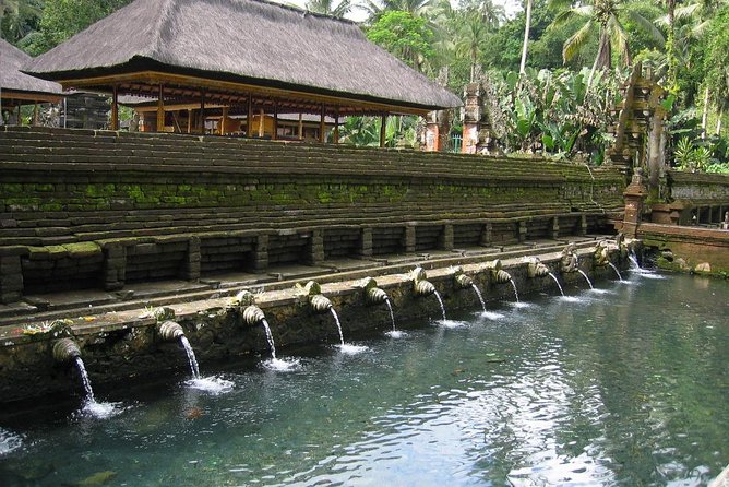 2-Day Private Sightseeing Tour of Bali with Hotel Pickup - The alternate southern route: Tanah Lot, Nusa Dua, and Uluwatu