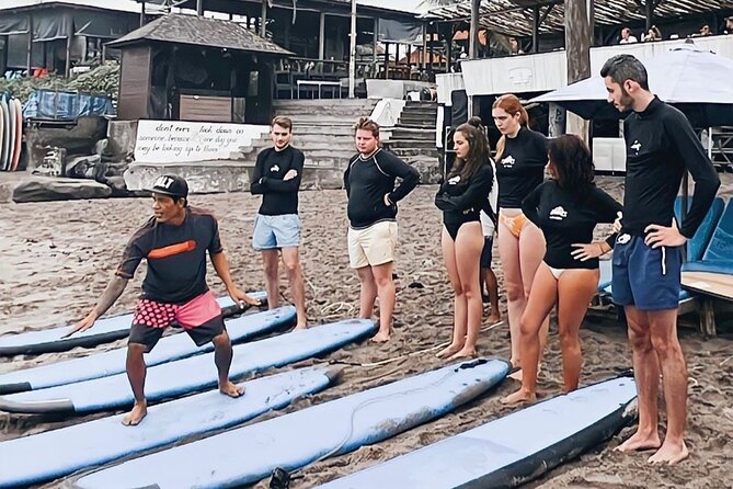 2 Hour Private Beginner Surf Lesson Canggu - Meeting the school near Batu Bolong Beach