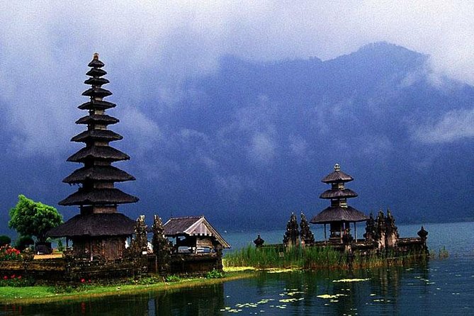 3 Days Sightseeing to the Famous Place in Bali - Day 2: Silverwork, waterfall, and Bali’s interior