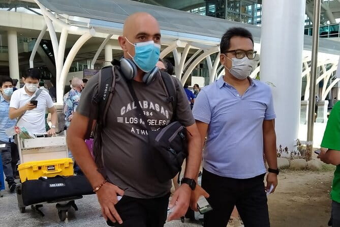 Airport Transfer Check in OR Check out Seminyak Area - What can make or break your pickup
