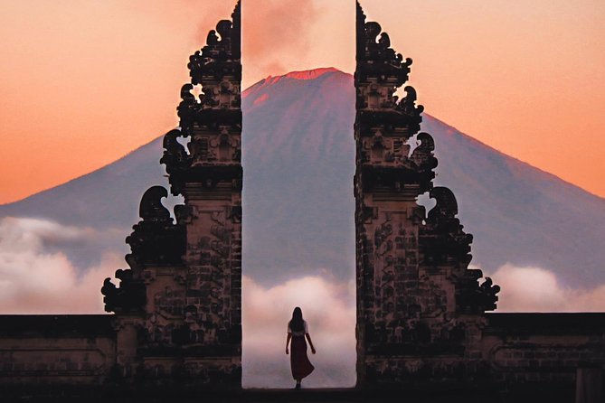 All-Inclusive Lempuyang Temple Gate Of Heaven Tour - The guide can make or break the day