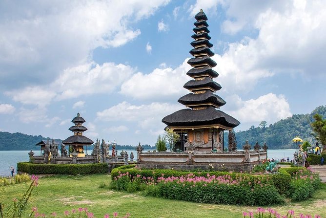 All Inclusive Sekumpul Waterfall Trekking , Handara Gate & Temple - Is $68.67 good value?