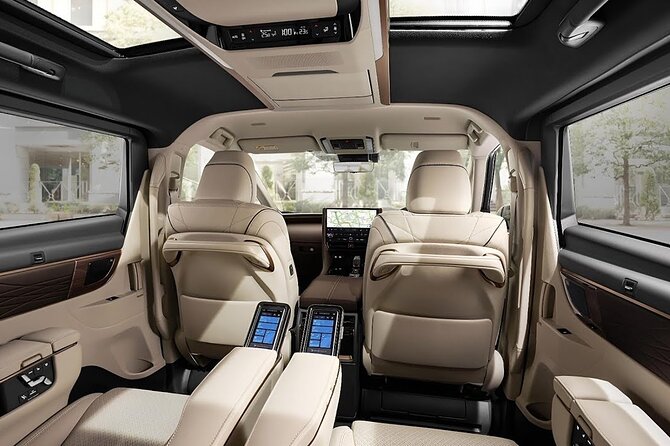 Alphard Luxury Airport Transfer Bali - Inside the Alphard: comfort rather than bare transport