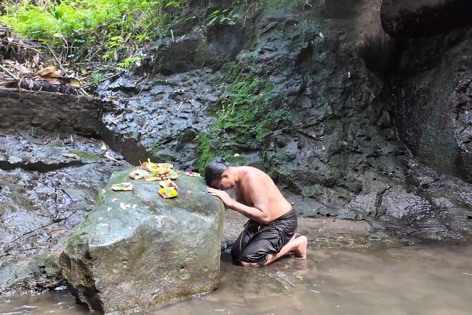 Atman Bali Journey water blessing - Reaching Taman Pecampuhan Sala Temple in Bangli