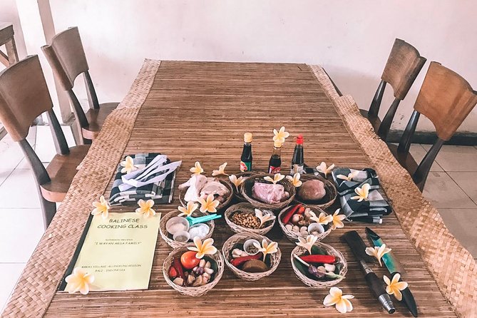 Authentic Balinese Cooking Classes - A Rainforest View Adds More Than Decoration