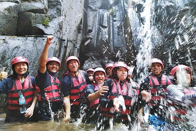 Ayung River Half-Day White Water Rafting Bali in Ubud - Safety, group size, and what to bring
