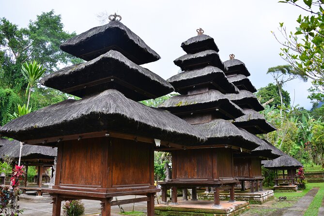 Bali 4WD Adventure WakaLand UNESCO Jatiluwih Trip in Bali Outback - The bamboo restaurant is the day’s strongest stop