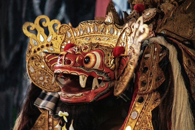 Bali 5 Days and 4 Nights Private Tour - Best and Famous Site - Day one: Uluwatu cliffs, fire dance, and Jimbaran Bay