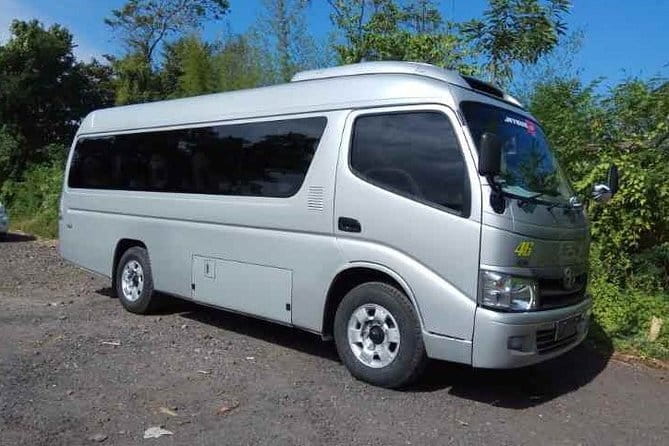 Bali Airport Transfer : Private Transfer - The service style: polite, punctual, and practical