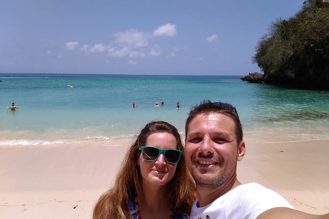 Bali Beaches Hopping - Uluwatu Temple - Ubud pickup means more time in the car