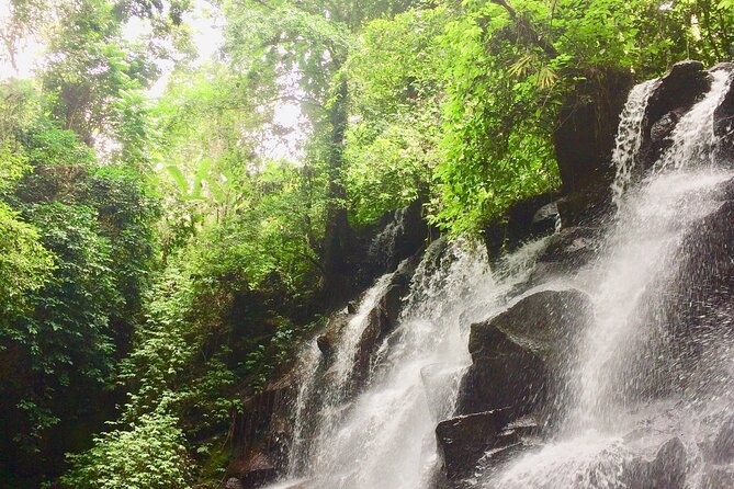 Bali best waterfall - What to pack for the ten-hour outing