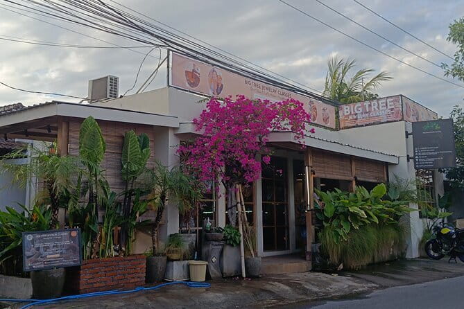 Bali Canggu Silver Jewelry Making Experience - Arriving at Big Tree Jewelry Classes in Canggu