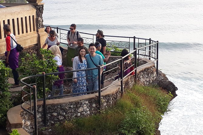 Bali Car Charter With English Speaking Driver - Why a private car makes sense in Bali