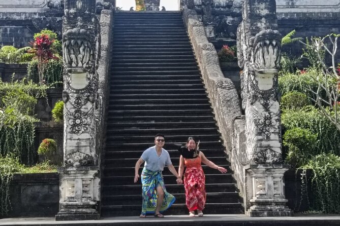 Bali Car Hire With English Speaking Friendly Driver - North Bali: Ulun Danu, Handara, and waterfalls