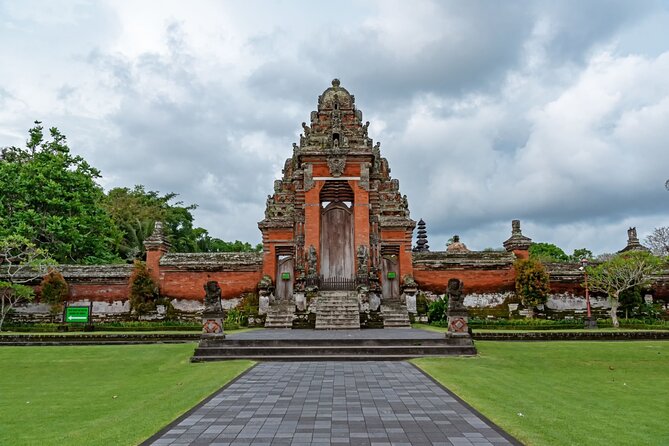 Bali Charm: Full-Day Bedugul and Tanah Lot Tour (UNESCO) - All Inclusive Tickets - Why this route works for a first look at Bali