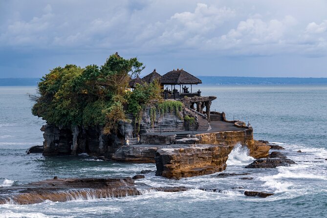 Bali Culture and Choose Your Bali Tour Route in Bali with Bali driver-Free WIFI - How the custom Bali day works