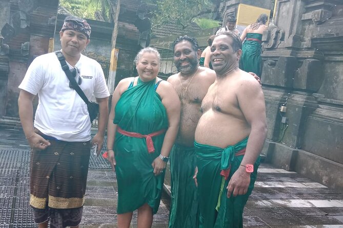 Bali Culture And Spring Temple Private Guided Tour - Reading a Balinese home in Gung Aji