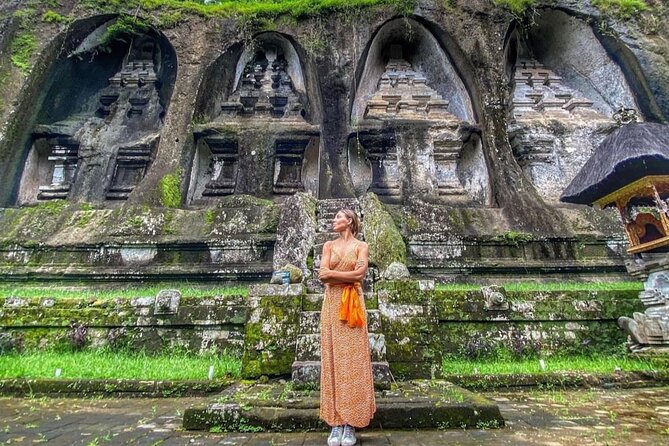 Bali Customized Tour Private Car and Driver - Uluwatu, Padang Padang, and Garuda Wisnu Kencana