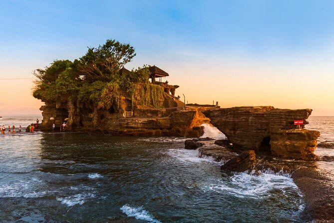 Bali Day Trip to Ubud Highlight Tour and Tanah Lot Temple - Sacred Monkey Forest: Temples among the trees