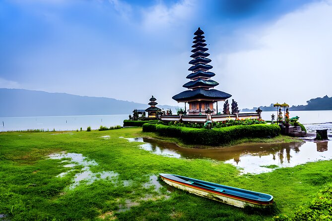 Bali Dolphin Watching Sunrise Tour in Lovina Beach - Gitgit Waterfall adds a short nature walk