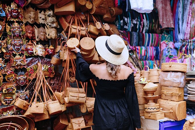 Bali Full-Day Car Charter: Ubud and Kintamani Volcano Tour - Ubud Art Market is your chance to browse local crafts