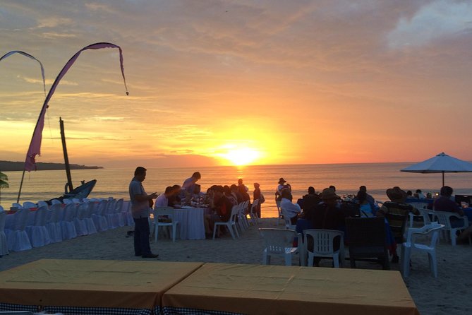 Bali Halfday Tour Uluwatu - The cliff-top setting of Uluwatu Temple