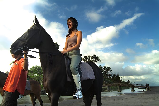 Bali Horse Riding in Saba Bay for 1 Hour with Pick Up Service - Reaching Saba Bay From Seminyak and Ubud