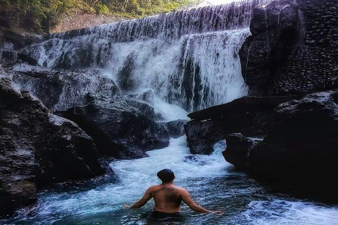 Bali Inclusive Tour: Best Waterfalls Around Ubud Area - Starting at Tukad Cepung, Bali’s sunbeam waterfall
