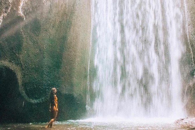 Bali Instagram Tour from Your Hotel (Private & Full-day) - Woodcarving, coffee, and the commercial side of the day