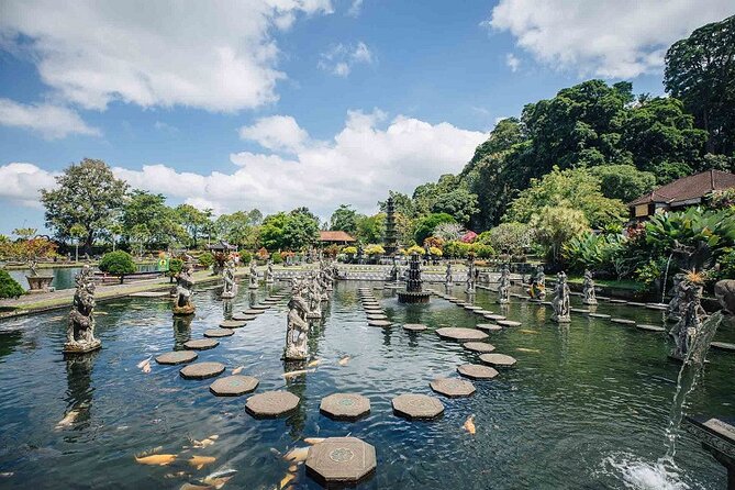 Bali Instagram Tour: The Most Scenic Spots - Lempuyang Temple and the Gates of Heaven