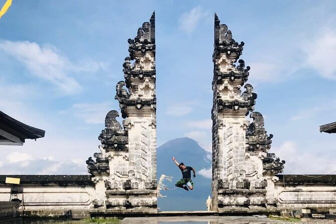 BALI INSTAGRAM TOURS; Heaven Gate, Tirta Gangga, Tukad Cepung waterfall - Why this east Bali route works