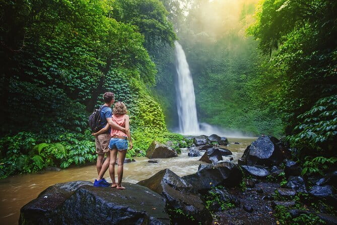 Bali Instagramable Tour: Gates of Heaven Lempuyang - Water Palace - Waterfall - Cooling off at Kanto Lampo Waterfall