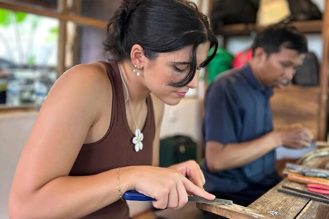 Bali Jewelry Silver Class in Uluwatu with Gold Plating Option - Arriving at Signature Jewelry Classes in Pecatu