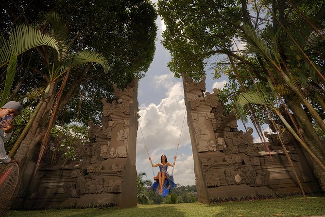 Bali Jungle Swing and White Water Rafting All Inclusive - The driver can shape the whole day