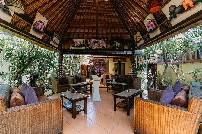 Bali Luxury Spa 2 Hour massage & Flower bath - Starting with the foot wash