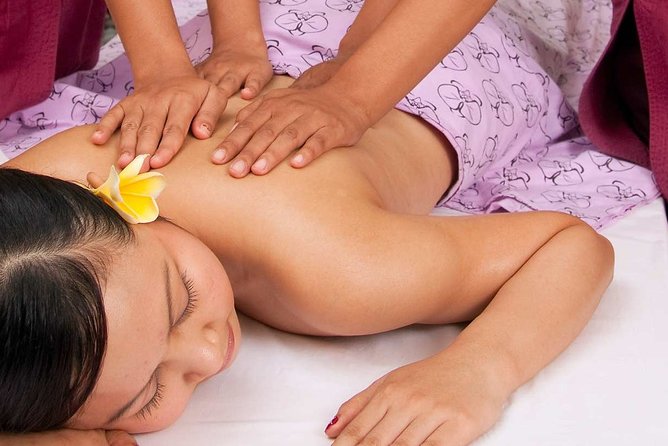 Bali Luxury Spa 2 Hour massage & Flower bath - The 60-minute Balinese massage