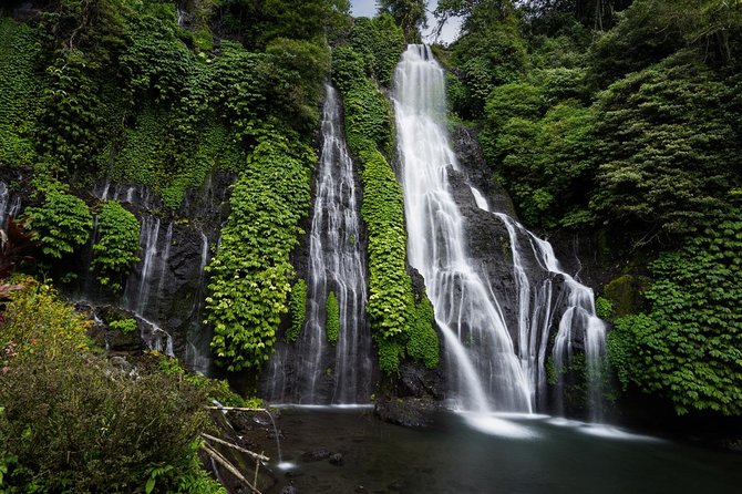 Bali Most Scenic Waterfalls Trekking - Wanagiri Hills, Buyan Lake, and Tamblingan Lake