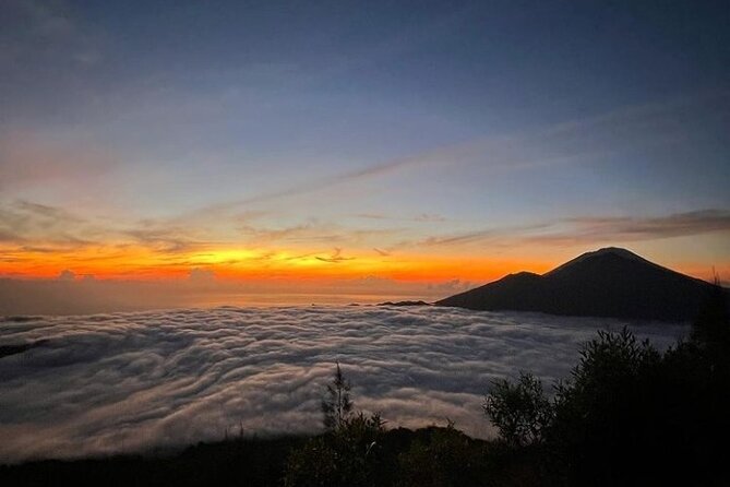 Bali Mount Batur Sunrise Hike and Natural Hot Spring - Starting the Mount Batur climb at 4 a.m.