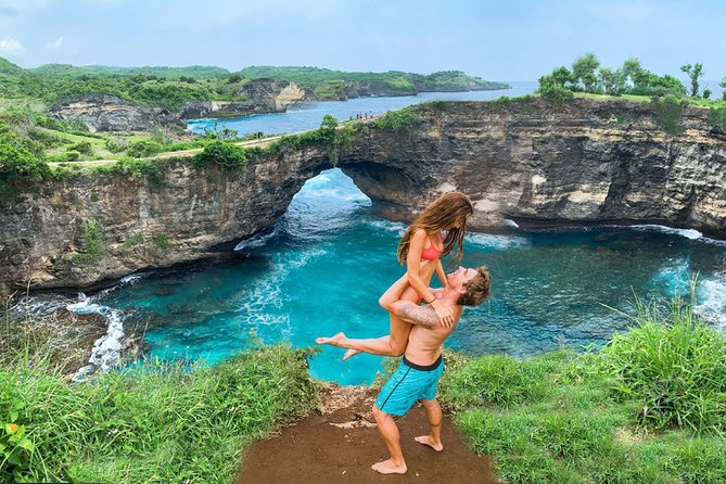 Bali-Nusa Penida. West Part. Private car. All-inclusive - Pura Paluang and Paluang Cliff: a short final stop