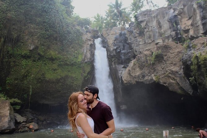 Bali Private Full Day Tour to Visit the Best Waterfalls and Swing near Ubud - Tibumana is the quieter waterfall choice