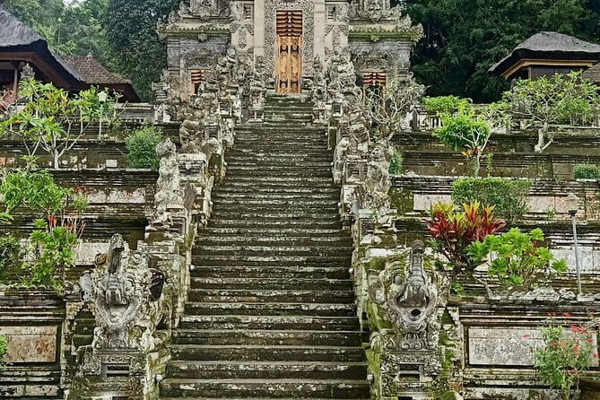 Bali Private Mystic Death Tour In Trunyan - Kehen Temple and the wooden bell in the banyan tree