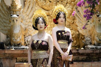 Bali Professional Photoshoot in Traditional Dress Outfit