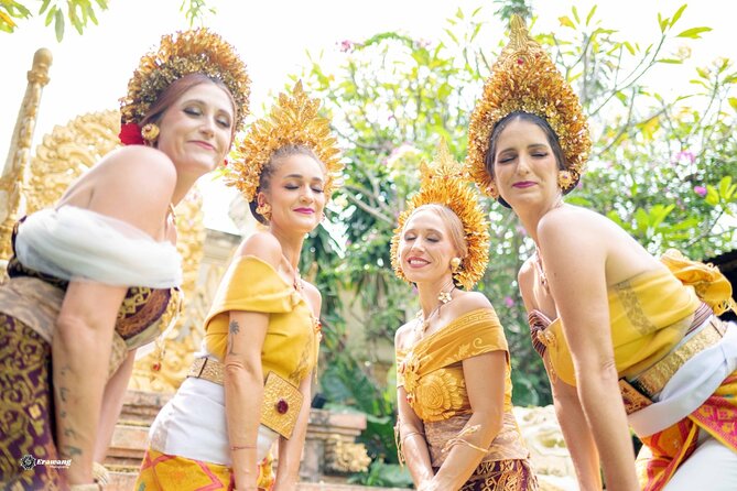 Bali Professional Photoshoot in Traditional Dress Outfit - Choosing an outdoor temple backdrop