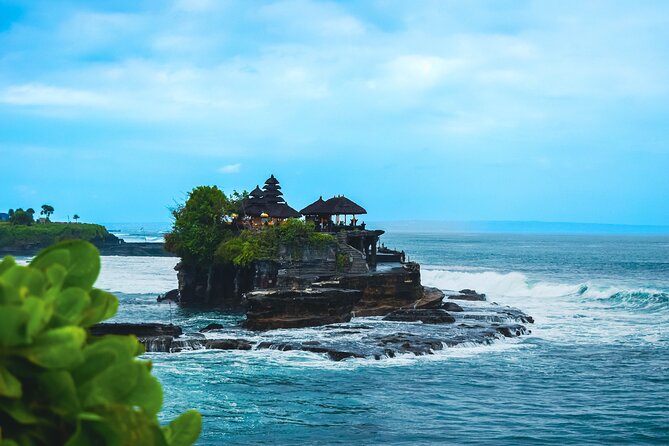 Bali Pura Taman Ayun Temple, Monkey Forest & Tanah Lot Excursion - Rice paddies and a Balinese countryside snack