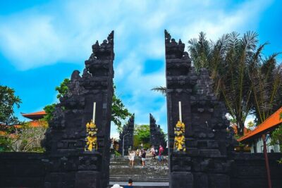 Bali Pura Taman Ayun Temple, Monkey Forest & Tanah Lot Excursion