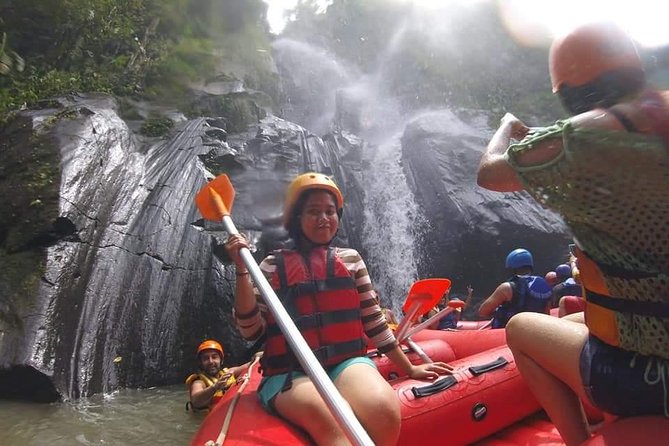 Bali Rafting - Ubud River Rafting With Lunch - What the two-hour river run may feel like