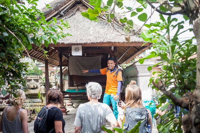 Bali Rocky cycling tour - What the guides add to the ride