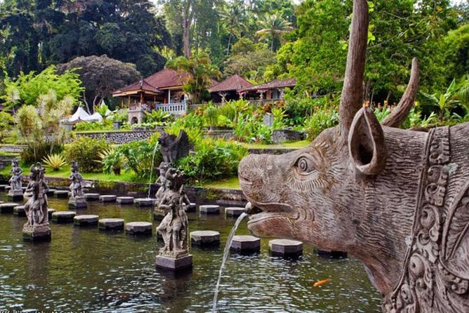 Bali Royal palaces (observe tour) - Goa Lawah, bats, or an east coast beach