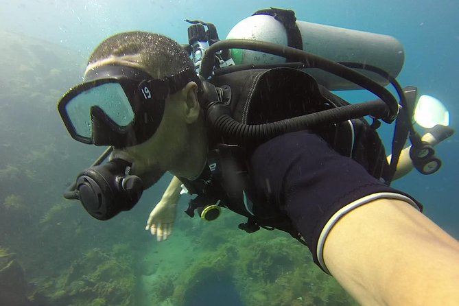Bali Scuba Diving trip at Tulamben for Certified Diver - Lunch beside the beach around noon